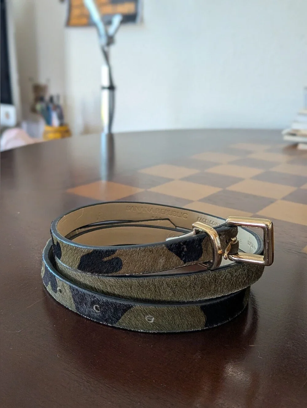 Banana Republic Vintage Cow Hide Belt